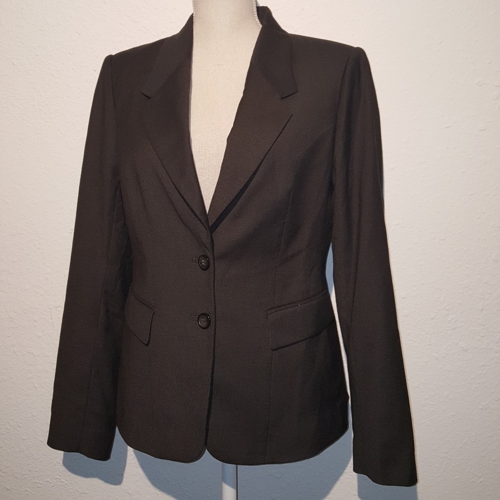 The limited collection blazer sz 6 brown